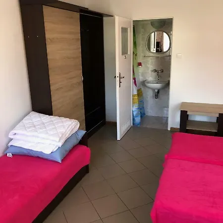 Kwatera prywatna Dom Gościnny Marina *